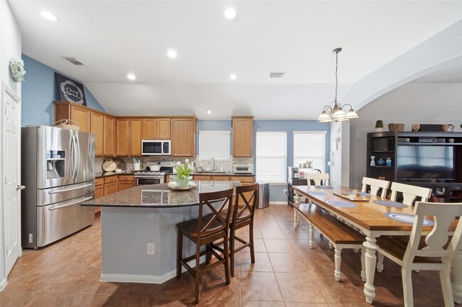 Building Photo - 4910 Ivory Meadows Ln