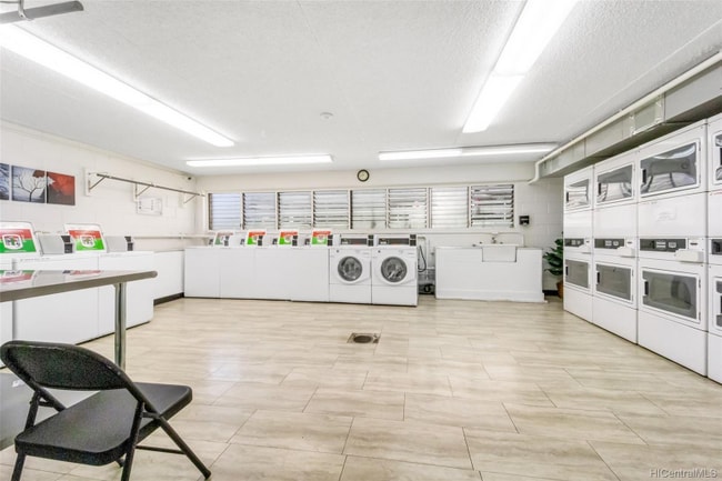 Photo - 2714 Kahoaloha Ln Unit 1401