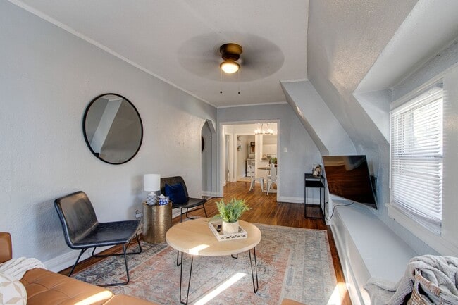 Photo - 1954 Manila Ave Unit 203