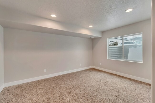 Photo - 1929 N 4100 W Unit B