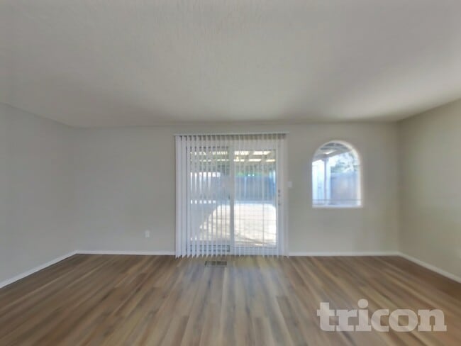 Photo - 3090 Santa Ana Dr