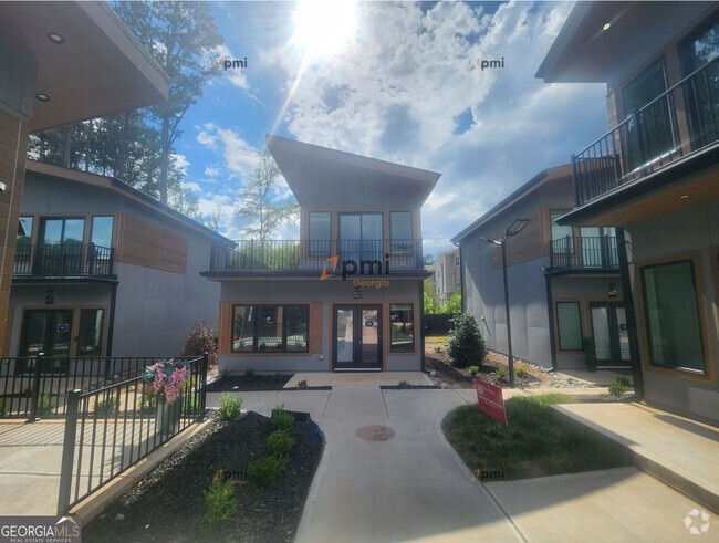 Building Photo - 6305 Shannon Pkwy Rental