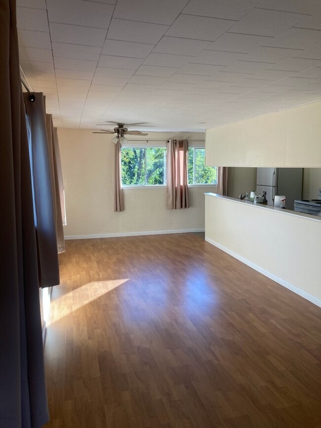 Photo - 52 Odd Fellows Ave