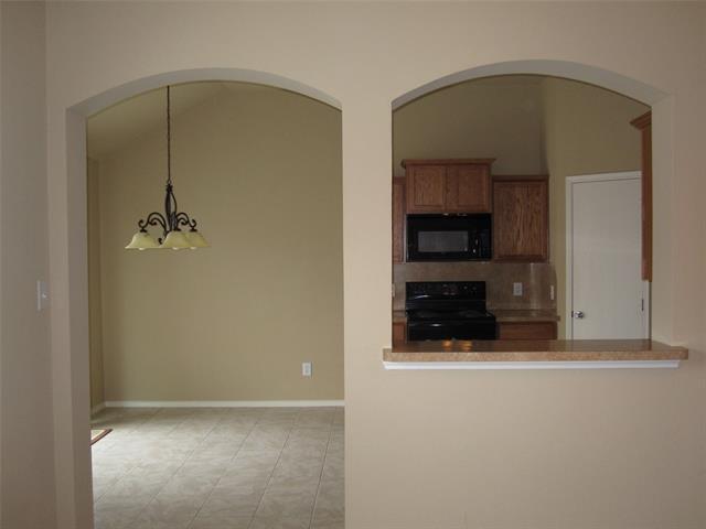 Photo - 609 Twin Knoll Dr