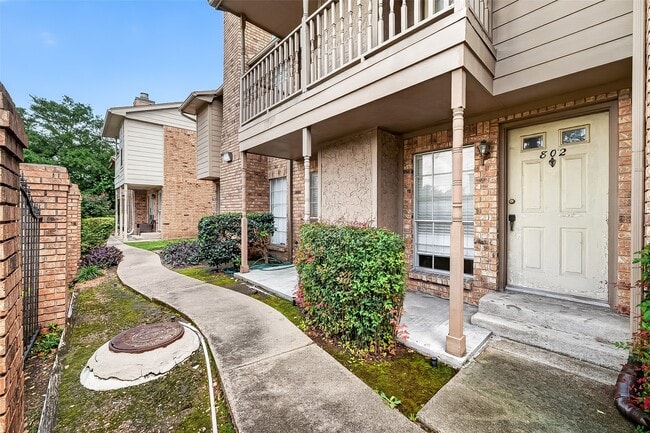 Photo - 10615 Briar Forest Dr Unit 802