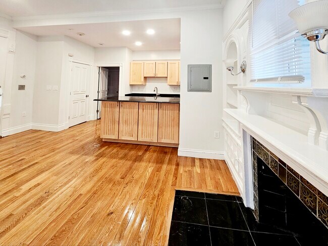 Photo - 197 Commonwealth Ave Unit 1