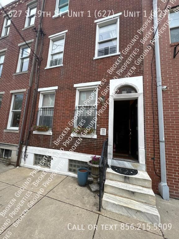 Building Photo - 627 S 19th St Unit 1 (627)
