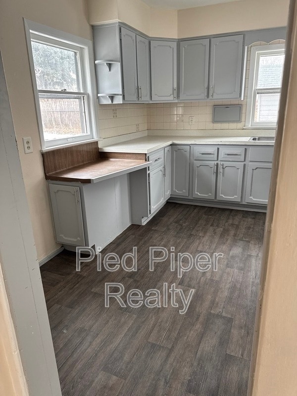 Photo - 742 W Homer St