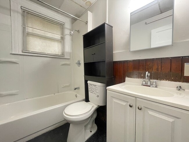 459 Beech St Unit 1