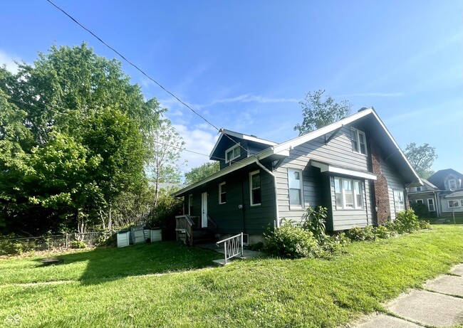 Photo - 501 N Alameda Ave