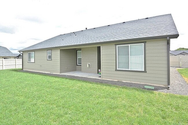 Photo - Single Level 3 Bedroom 3 Bathroom Home in South Meridian