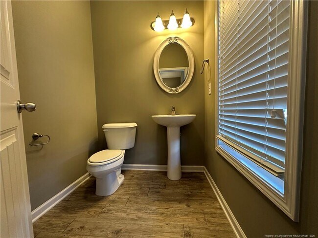 Photo - 5613 Bright View St