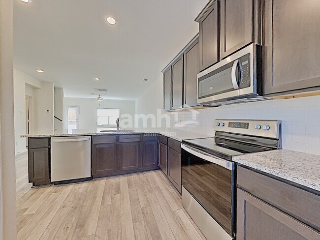 310 Garrett Ct