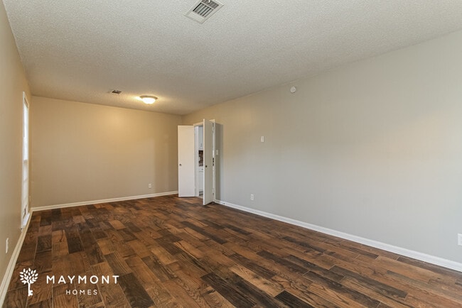 Photo - 3928 Croydon Rd