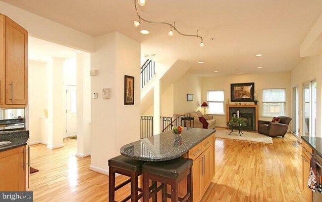 Photo - 713 Bonnie Meadow Ln