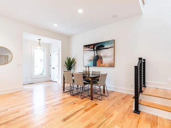 Photo - 1325 Knowlton St