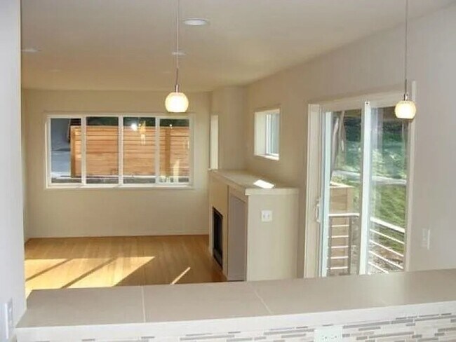 Photo - Two Bedroom, One and a Half Bath Townhome - Right Next to Fairmount Park