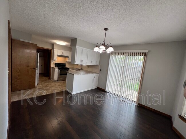 Photo - 10039 W 86th Terrace