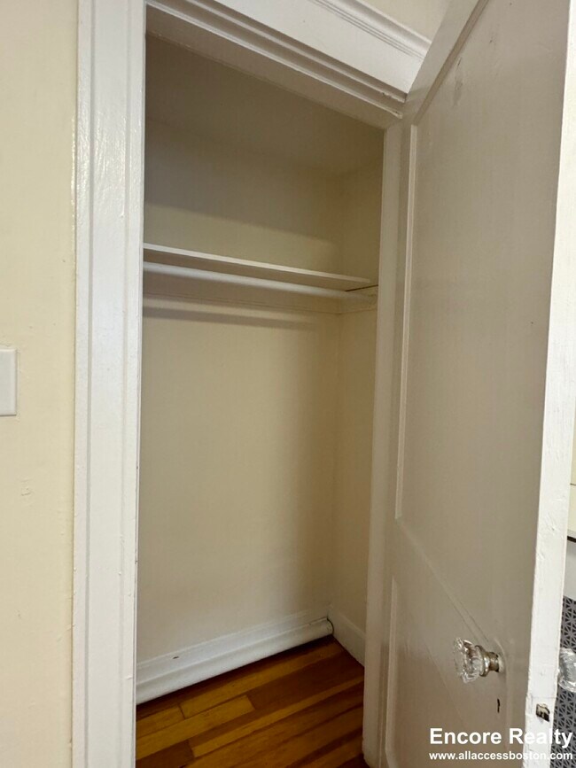 Photo - 6 Barrows St Unidad 4