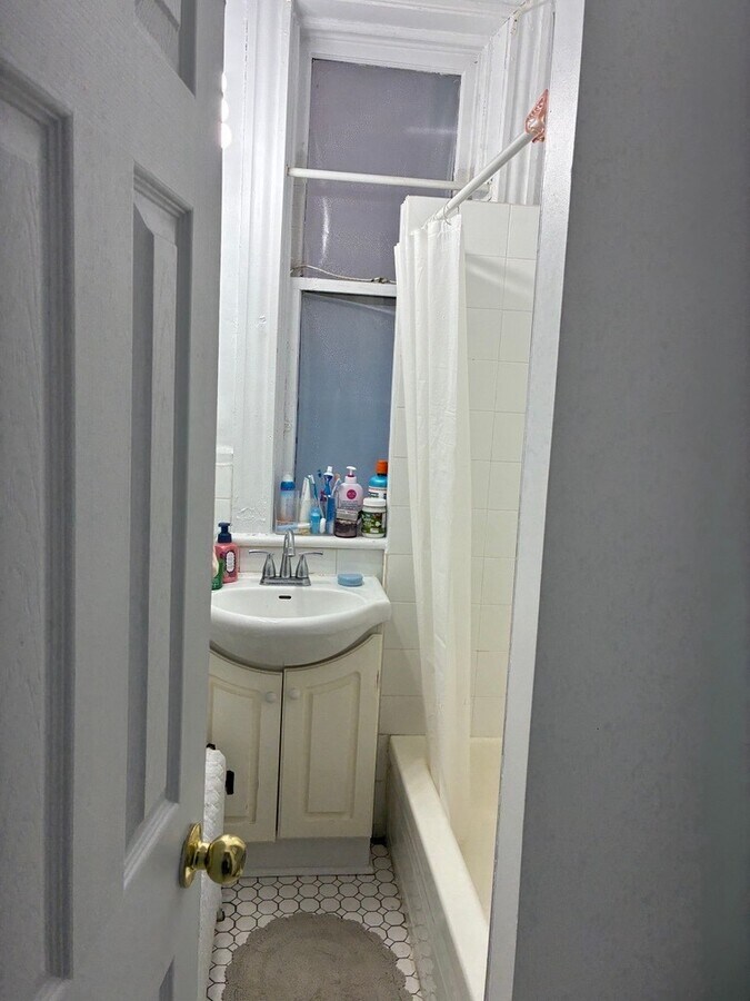 Photo - 320 Cooper St Unité 1