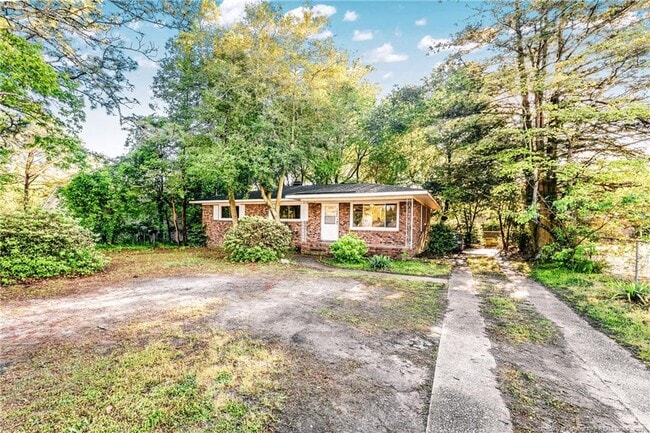 Photo - 1906 Poplar Dr