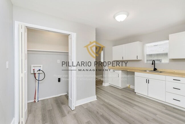Photo - 1436 W Congress Ave