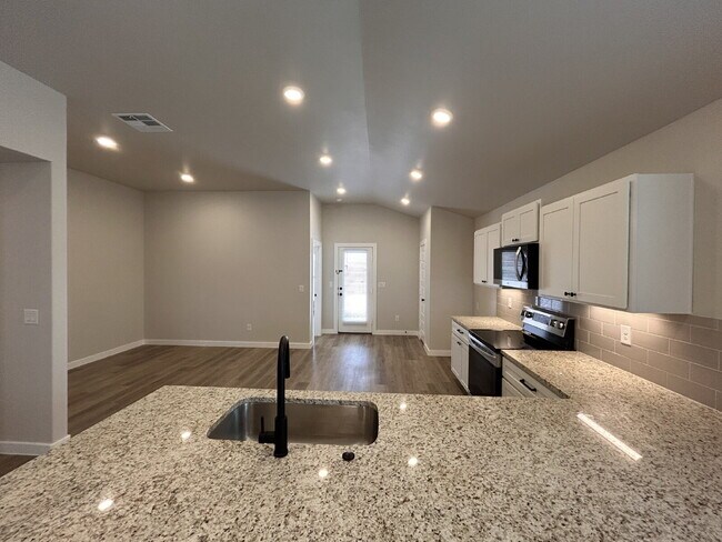 Photo - "Charming 3-Bed, 2-Bath Lubbock Home: Spacious 1550 Sq Ft Retreat!"