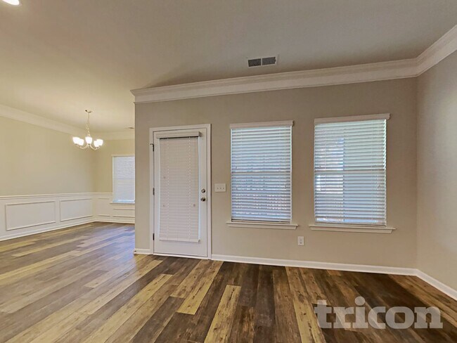 Photo - 7 Carrington Way