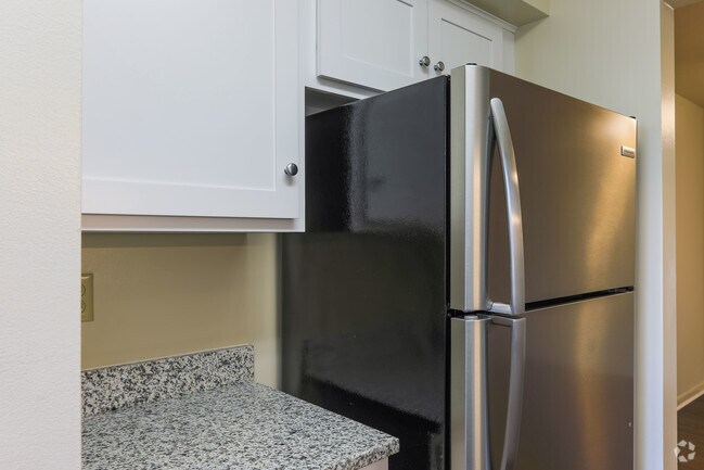 Photo - Foxcroft Village Apartments