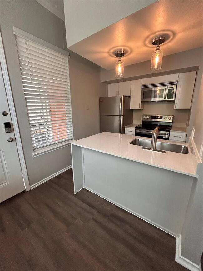 Photo - 2814 Nueces St Unit 106