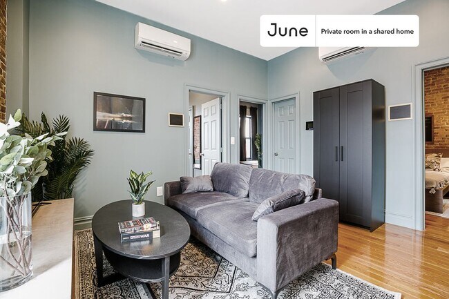 Room in Shared 3 bed/2 bath home in Upper West Side