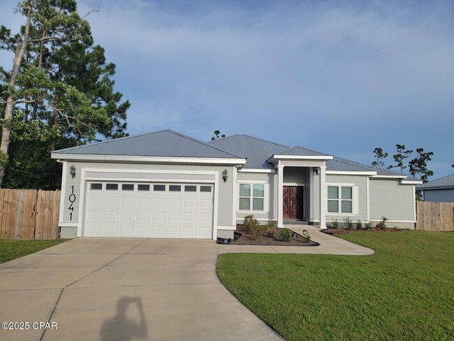 Photo - 1041 Plantation Dr House