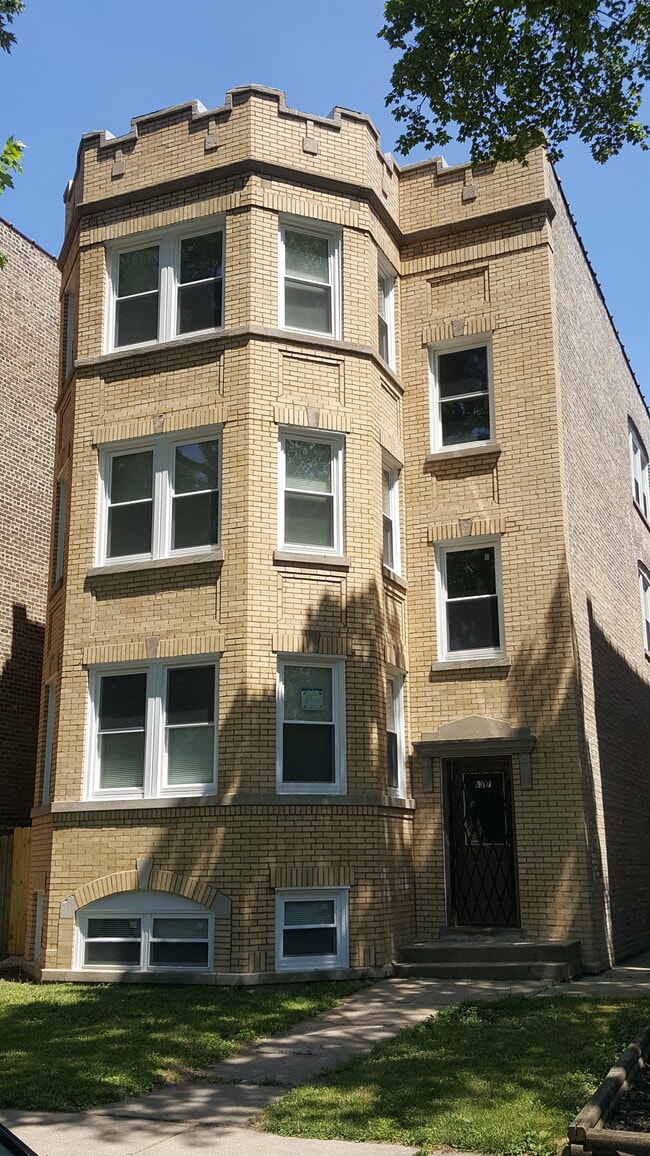 Photo - 6317 N Washtenaw Ave Unit #3