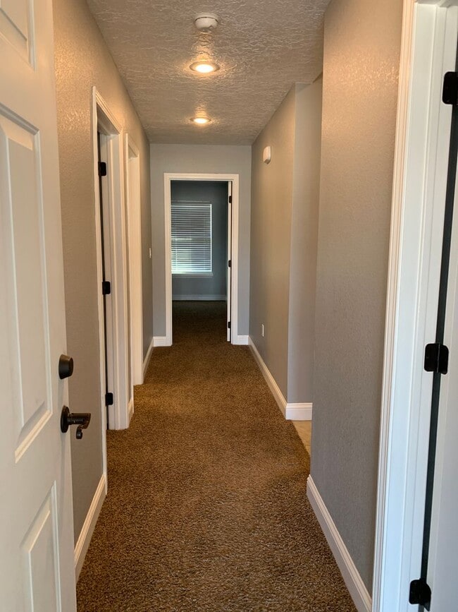 Photo - 2225 Jadyn Ln