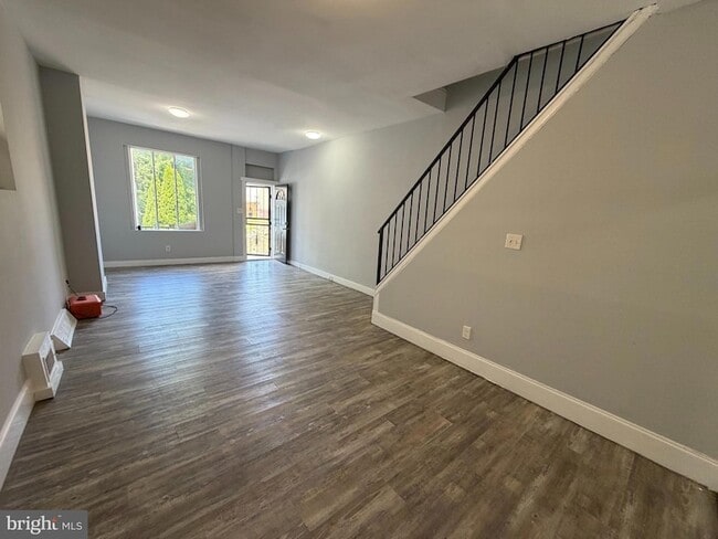 Photo - 1734 W Atlantic St