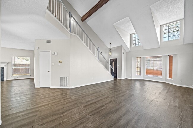 Photo - 11123 Gatesden Dr