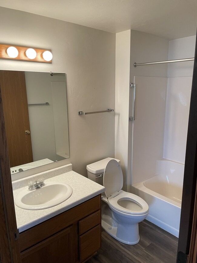 Photo - Crown Suites