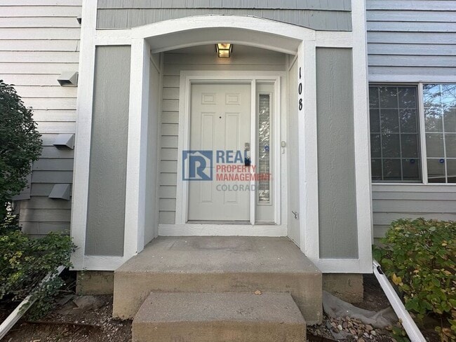 Photo - 1381 S Cathay Ct