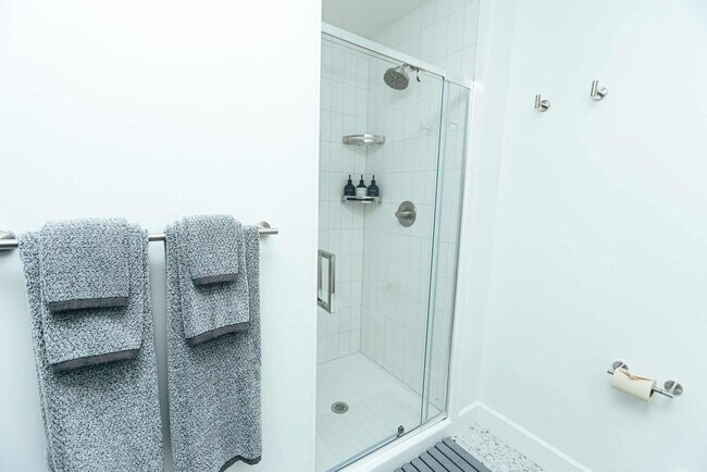 Photo - 1911 3rd Ave N Unidad ID1352416P