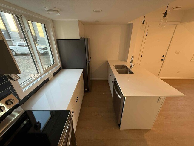 Photo - 7049 Fane Rd