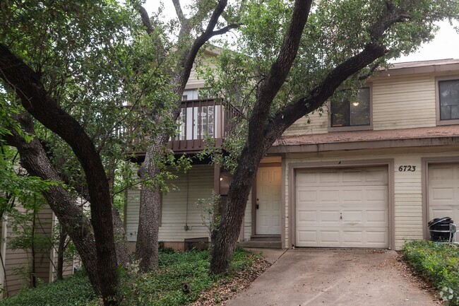 Building Photo - 6723 Lancret Hill Dr Rental