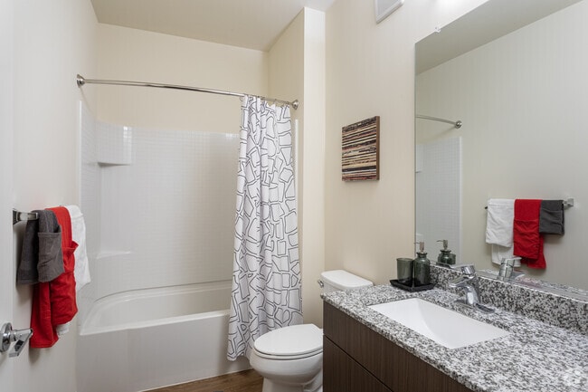 4BR, 4BA - 313 SF - Terrapin Row