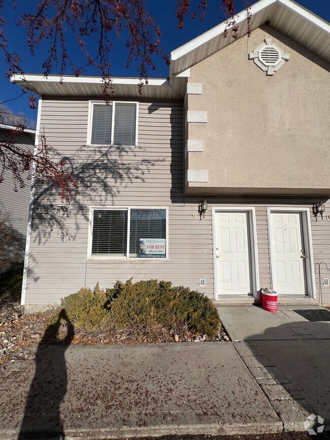 Building Photo - 912 Pocatello Ave Unit 1860 S 2nd # 9 Rental