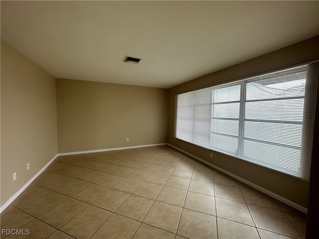 Photo - 1304 SE 31st Terrace