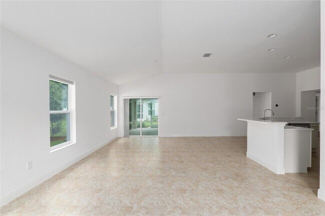 Photo - 10397 Silver Maple Ave