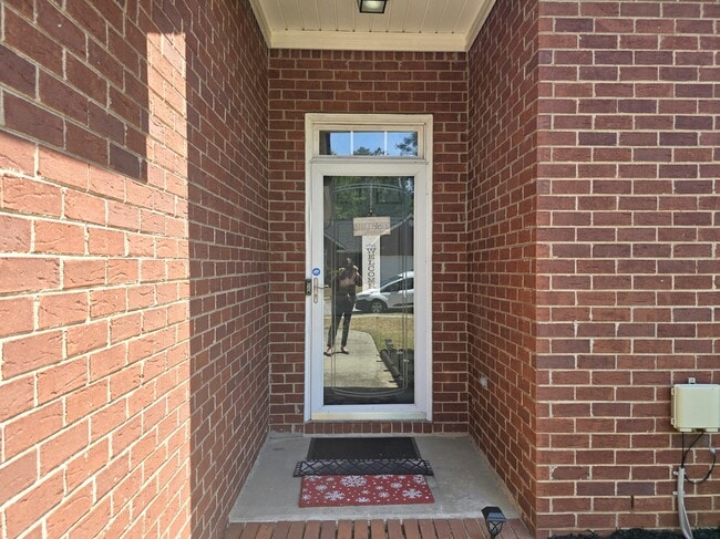 Photo - 2918 Carey Ct