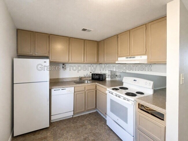 2900 Eliot Cir Unidad 4