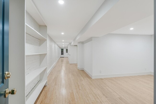 2226 Decatur Pl NW Unit B