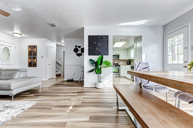 92 N Deerfoot Cir