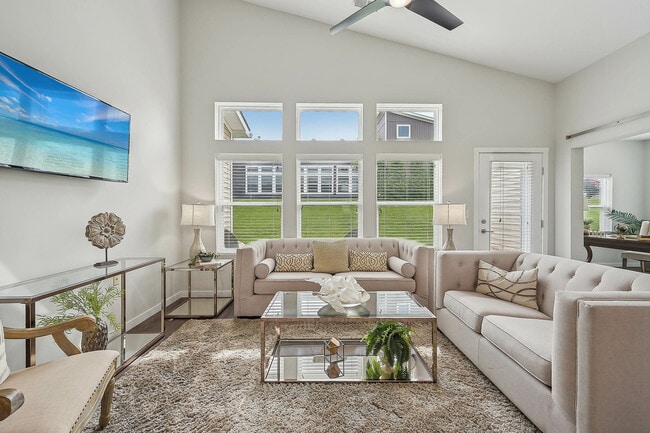 Photo - Redbud Commons